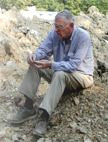 Paul Potter in the field. Photo by Brandon Nuttall