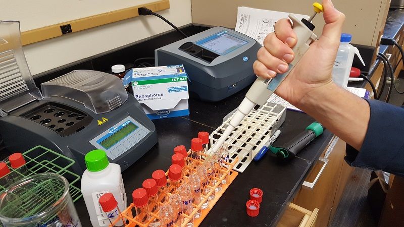 Hachkitswaterlab.jpg